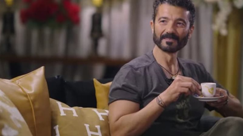 النجم خالد النبوي