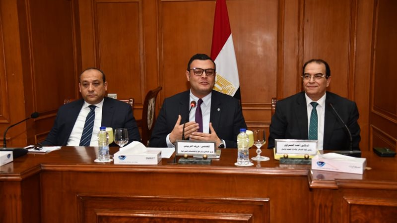 اجتماع لجنة الإسكان