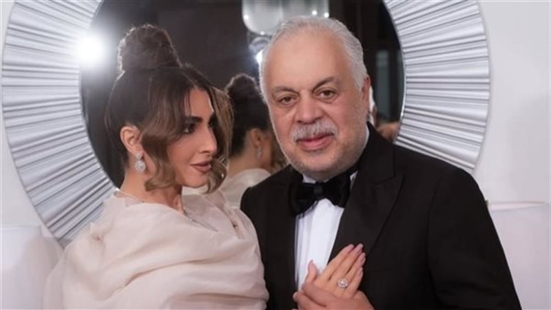 روجينا تهنئ أشرف