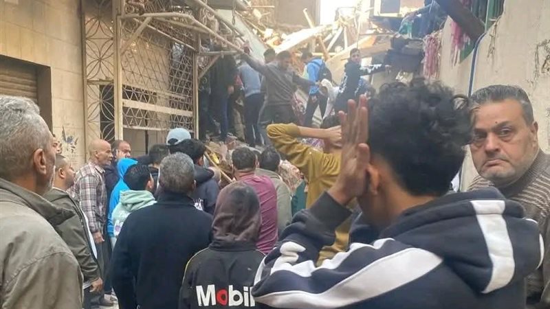 العقار المنهار