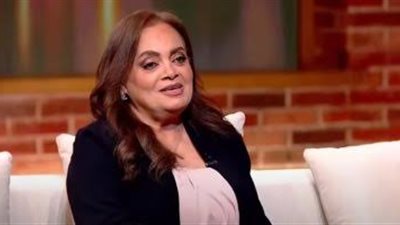 في عيد ميلاد عفاف رشاد.. فنانة التفاصيل الهادئة