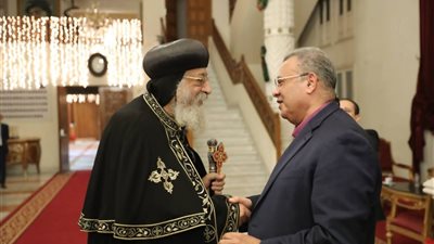 رئيس الطائفة الإنجيلية يهنئ البابا تواضروس بعيد الميلاد: رمز وطني ورسالة محبة