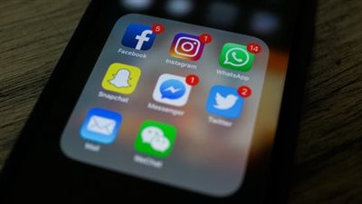 أكثر 10 تطبيقات تستهلك بطارية الهواتف الذكية