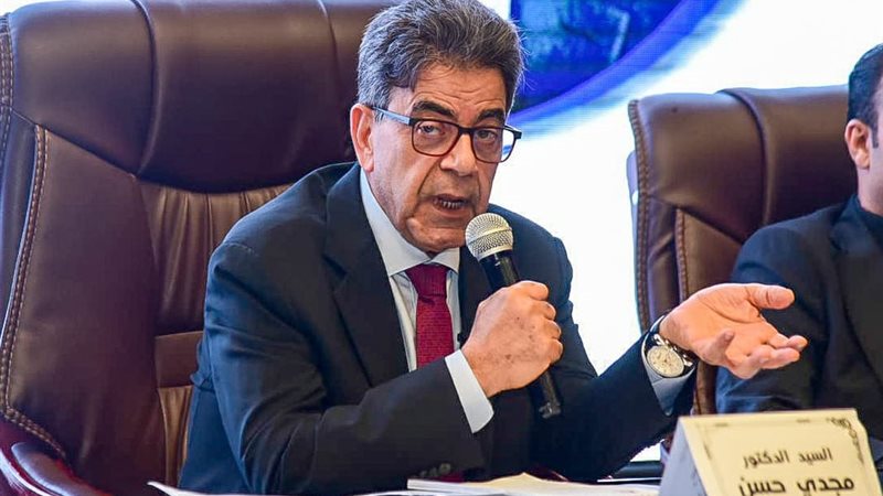 الدكتور مجدي حسن