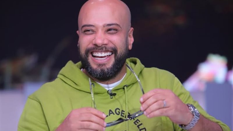 الفنان حاتم صلاح