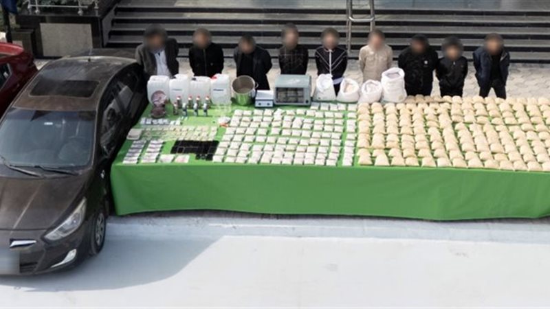 المتهمون والمضبوطات