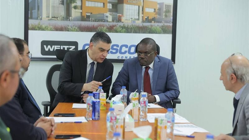 رئيس Africa CDC يزور