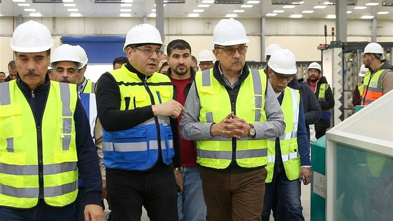  وزير قطاع الأعمال