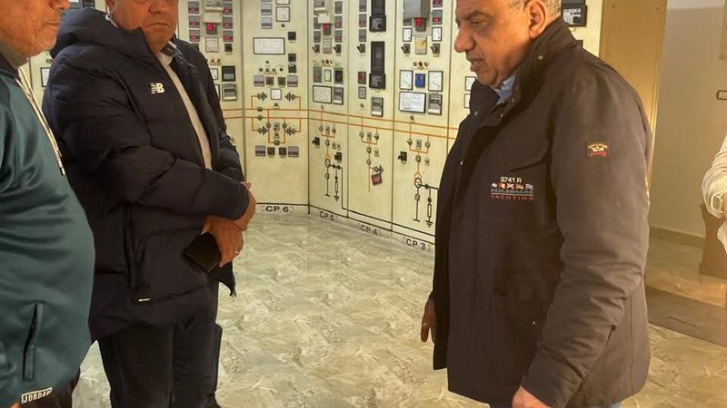 وزير الكهرباء 