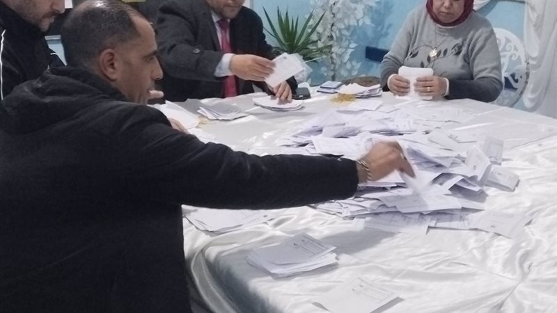 جانب من الفرز  