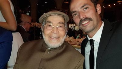 «نكرة ومحدش يعرفه».. أسرة حسن يوسف تهاجم صبري فواز 