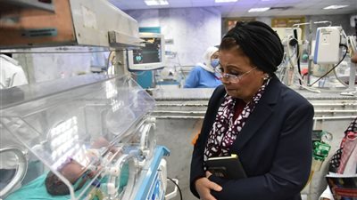 نائب وزير الصحة تزور مستشفى الجلاء التعليمي وتعقد اجتماعات لتعزيز خدمات تنمية الأسرة