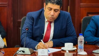 نائب يطالب بإنشاء منصة استثمارية متكاملة بالأقصر لتمكين الشباب