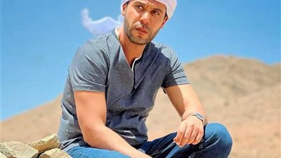 محمد إمام يشعل حماس الجمهور ويروج لمسلسل «الكينج» في رمضان 2026