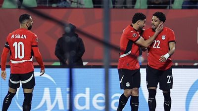 منتخب مصر يتقدم على كوت ديفوار بهدفين في الشوط الأول 