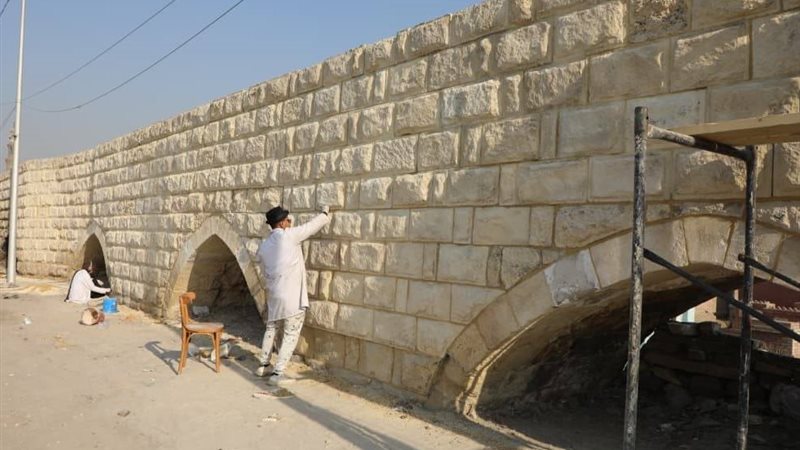 تطوير سور مجرى العيون