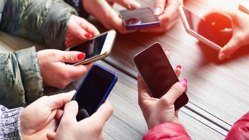 الهواتف المحمولة