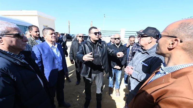 وزير الإسكان 