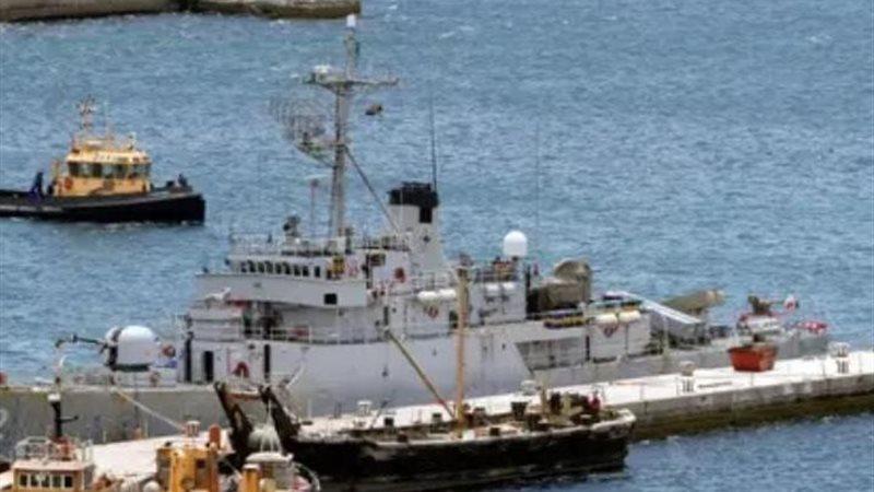 سفينة حربية إيرانية