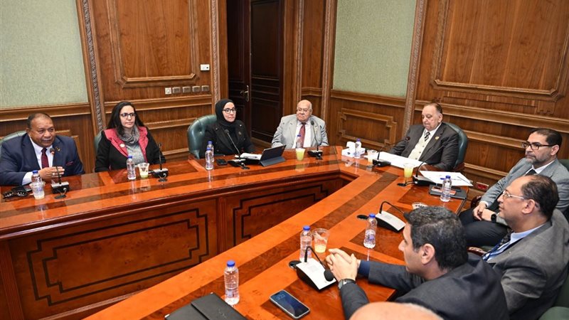 اجتماع لجنة التعليم