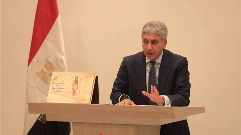 وزير السياحة