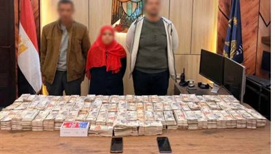 القبض على عصابة سرقة 8 ملايين جنيه من راكب بأتوبيس في القاهرة