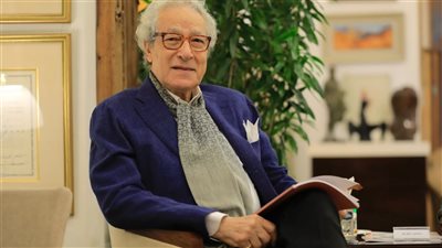 فاروق حسني يشعل الجدل: «نُنتج أجيالًا بلا خيال» ومصر في مواجهة أخطر أزماتها الثقافية