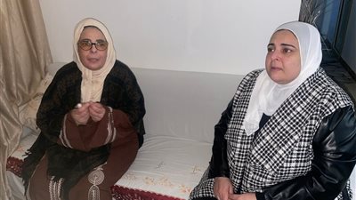 محمد أسامة يصارع الإهمال الطبي داخل المستشفى.. ووالدته تطالب بالتدخل