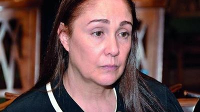 منير مكرم يعلن وفاة شقيق الفنانة شيرين