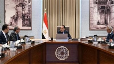رئيس الوزراء يتابع الموقف التنفيذى لمدينة المعرفة بالعاصمة الجديدة