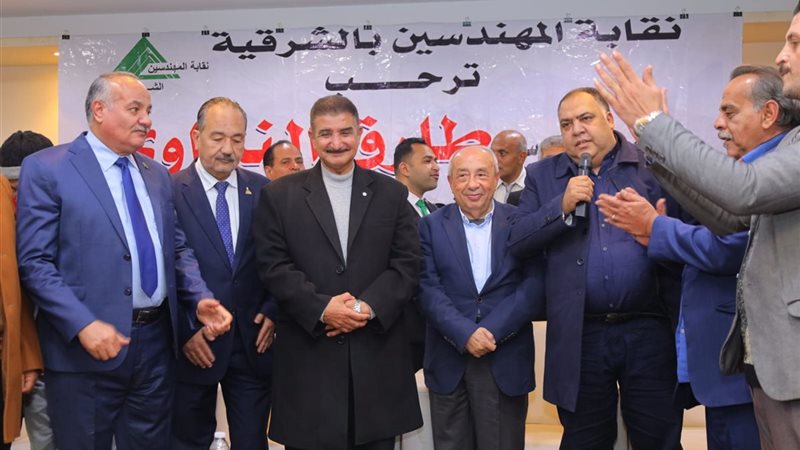 لقاء مع مهندسي محافظة