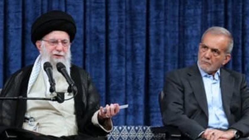 الرئيس الإيراني والمرشد