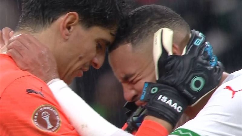 حزن لاعبي المنتخب