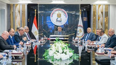 وزير الإنتاج الحربي: حريصون على تطبيق آليات الحوكمة والاستفادة المثلى من الموارد والأصول المتاحة