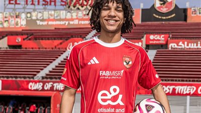 الأهلي يعلن التعاقد مع مروان عثمان 