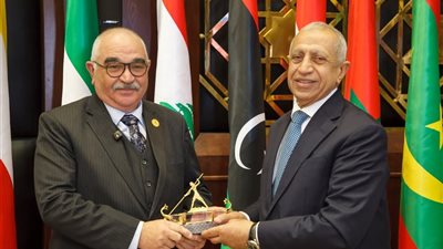 رئيس هيئة قضايا الدولة: مصر تسير  بخطى ثابتة نحو تعظيم الاستفادة من مواردها البحرية تنفيذاً للتوجيهات الرئاسية