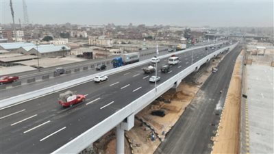 تشغيل تجريبي لكوبري العامرية بعد توسعة لربطه بالقطار السريع