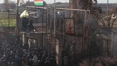 توتر الحدود مع سوريا يشعل الشارع الكردي.. تركيا تفرض حظراً شاملاً على التظاهرات في ماردين