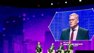 وزير البترول: القطاع يعمل على استغلال الزيت الخام والغاز الطبيعي