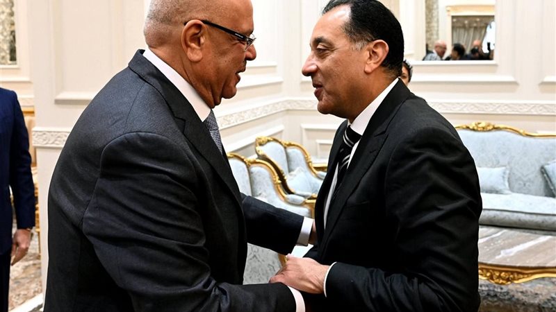 مصطفى مدبولي والمستشار