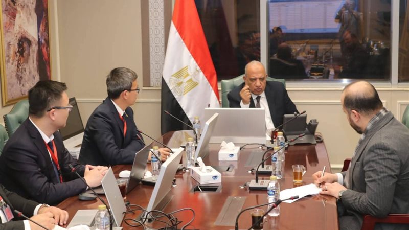 وزير الكهرباء 