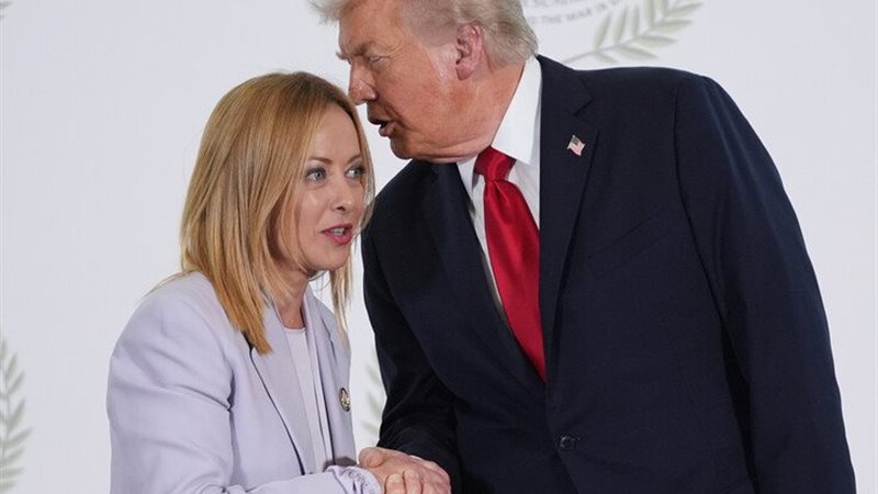 الرئيس الأميركي دونالد