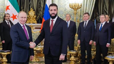 تزامنًا مع زيارة الشرع لموسكو.. لافروف: لا محاكمة لبشار الأسد ووجوده في روسيا إنساني