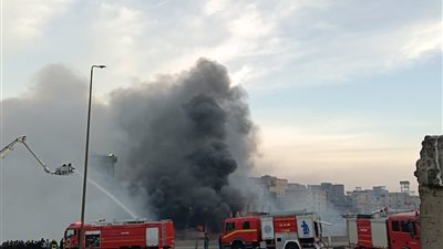 النيابة تجري معاينة تصويرية لموقع حريق الزرايب بمنشية ناصر 