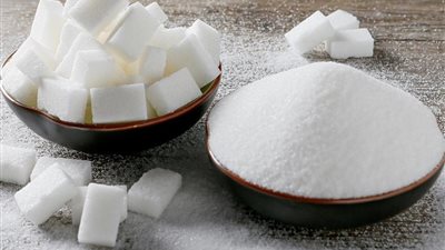 صلاح فتحي: استقرار أسعار السكر والعمل يسير بصورة طبيعية بالمصانع