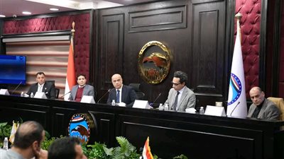 أمانة ريادة الأعمال المركزية بحزب مستقبل وطن تعقد اجتماعا تنظيميا بشأن خطة عملها 