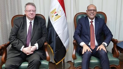 قانون العمالة المنزلية.. جبران يجتمع مع مدير مكتب منظمة العمل الدولية بالقاهرة