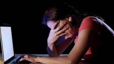 رسائل خلف الشاشات تقود للحبس.. حينما تتحول التكنولوجيا سلاح للتحرش؟