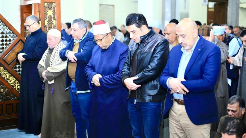 أثناء صلاة الجمعة