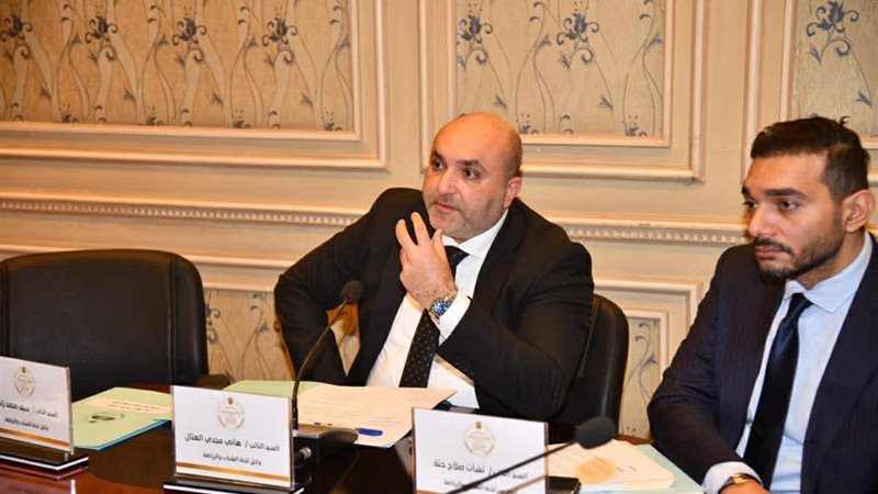 اجتماع لجنة الرياضة